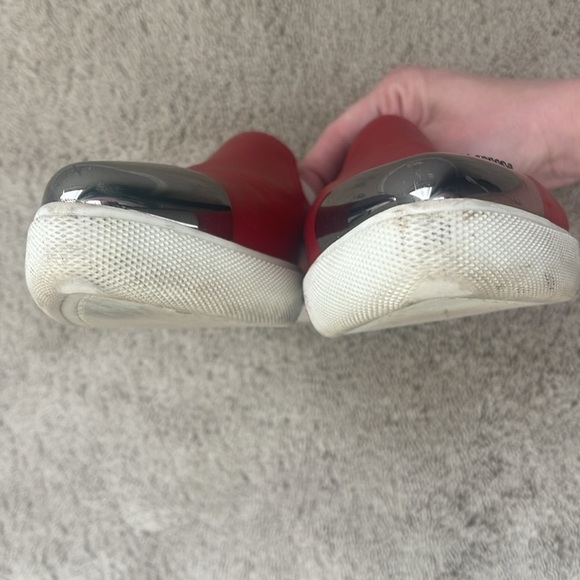 Miu Miu Pointed Metal Cap Toe Skate Red Leather Sneakers Size 10 (40) - Picture 5 of 9